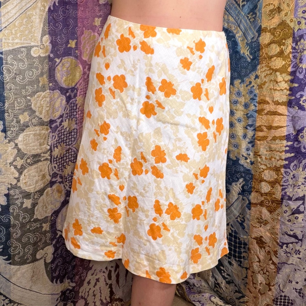 White Whimsy Orange Floral Cutesy Linen Knee Length Fall Cottage Skirt Size M